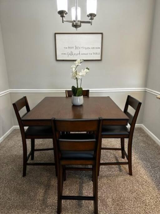 Extravagant 2 Br/2 Ba Apartment 薩凡納 外观 照片