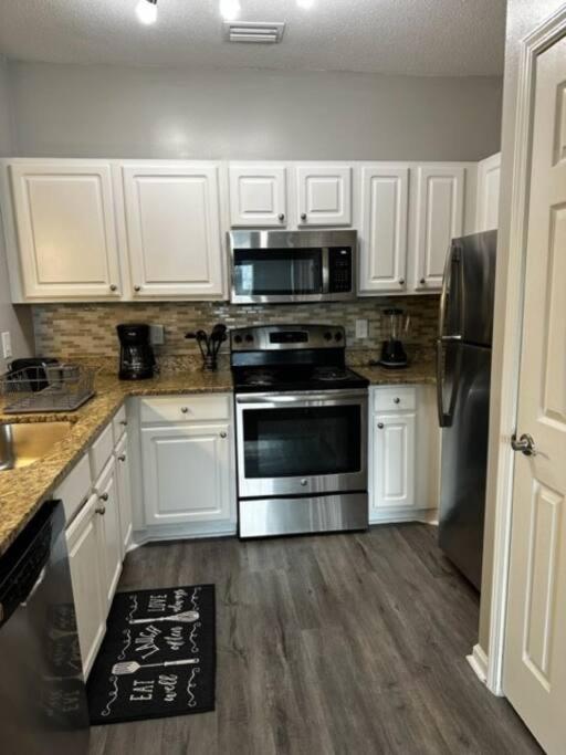 Extravagant 2 Br/2 Ba Apartment 薩凡納 外观 照片