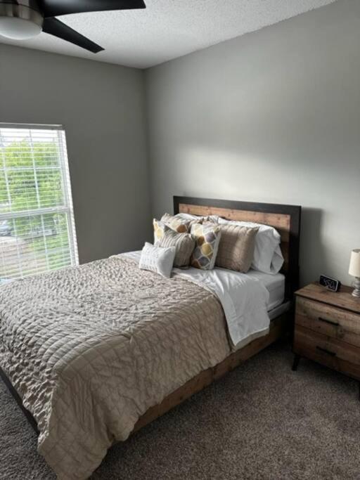 Extravagant 2 Br/2 Ba Apartment 薩凡納 外观 照片